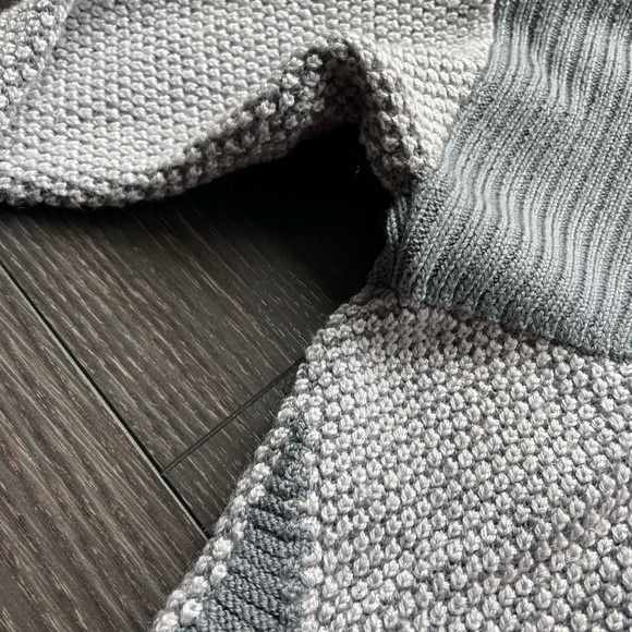 $148 Lululemon Warm and Restore Merino Wool Sweater size 2 could fit 4, sold out - Picture 5 of 7